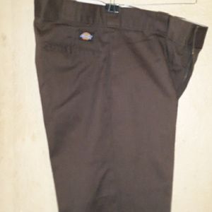 Dickies brown  W34 L32